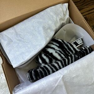 UGG fluff slides zebra